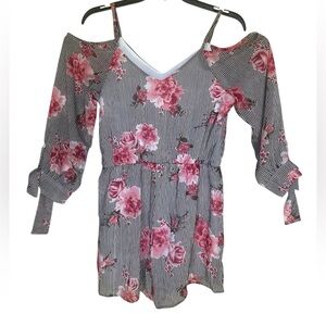 Used Bailey Blue Romper for Teens. Size M.